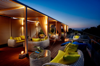 GALAXY ROOF LOUNGE BAR